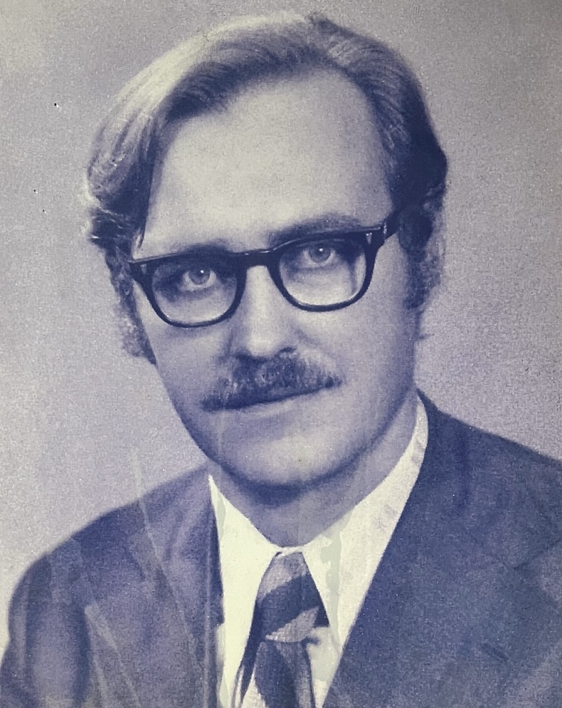 Pr. Manfred Grellert
